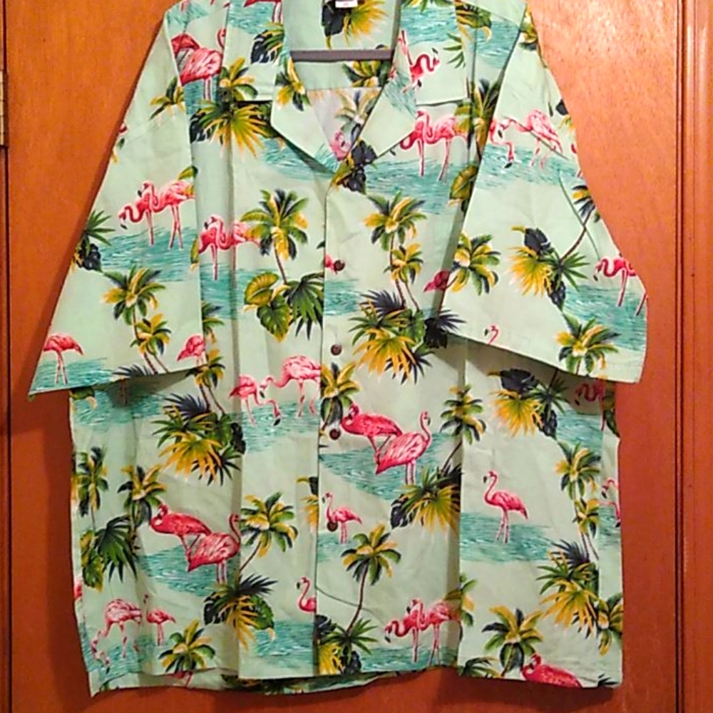 4xl new without tags. Pacific legend short sleeve